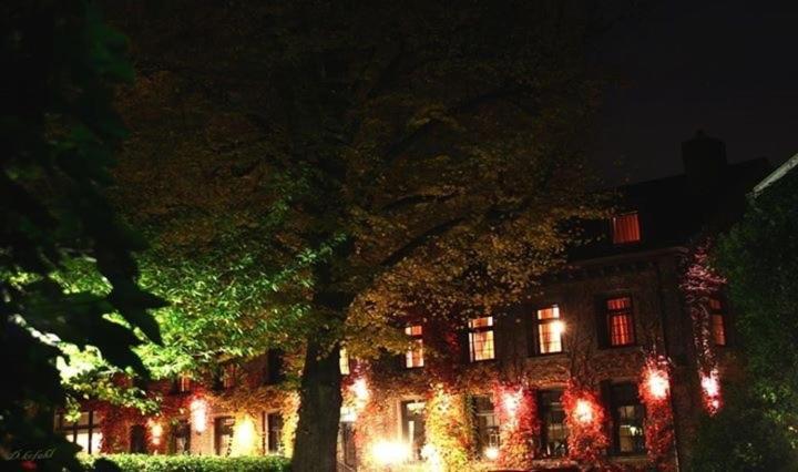 Burg Wegberg Hotel & Eventlocation Exterior photo